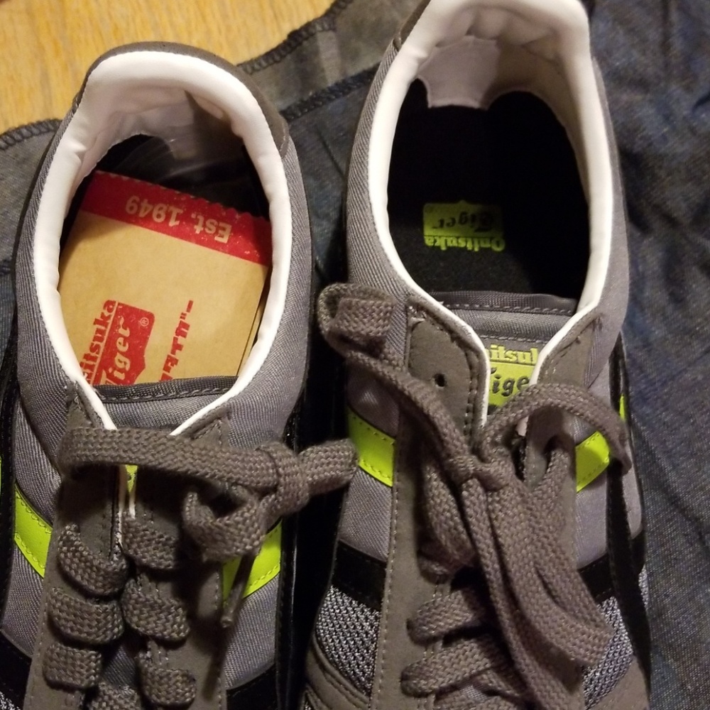 Onitsuka Tiger by Asics athletic shoes - Picture 4 of 4